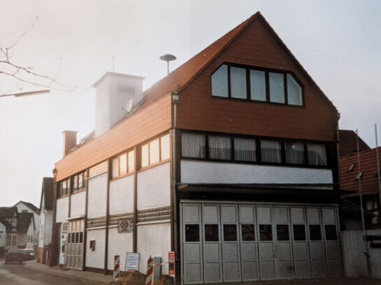 Altes Gerätehaus in der Wehrstraße nach der Aufstockung.